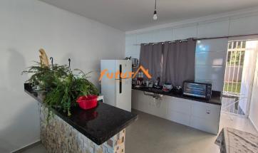 CASA EM BAIRRO