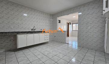 APTO. PRÓXIMO AO CENTRO