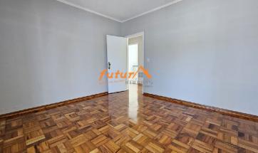 Casa Reformada Próx. ao Centro em Serra Negra
