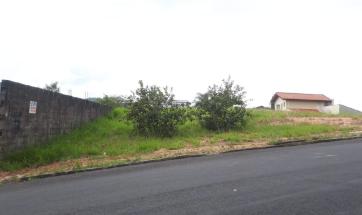 TERRENO PRÓXIMO AO CENTRO
