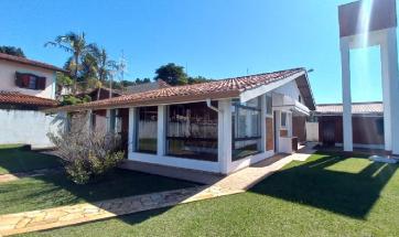 CHACARA EM BAIRRO
