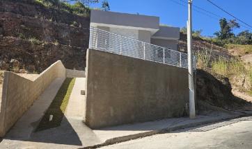 CASA EM BAIRRO
