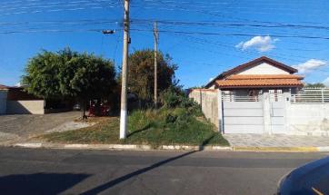 TERRENO EM BAIRRO