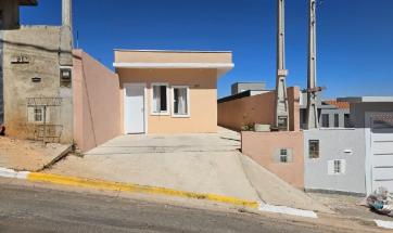 CASA EM BAIRRO