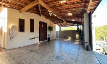 CASA EM BAIRRO