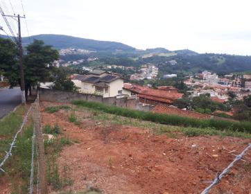 TERRENO PRÓXIMO AO CENTRO
