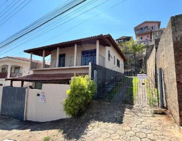CASA EM BAIRRO
