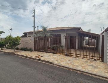 CASA EM BAIRRO NOBRE